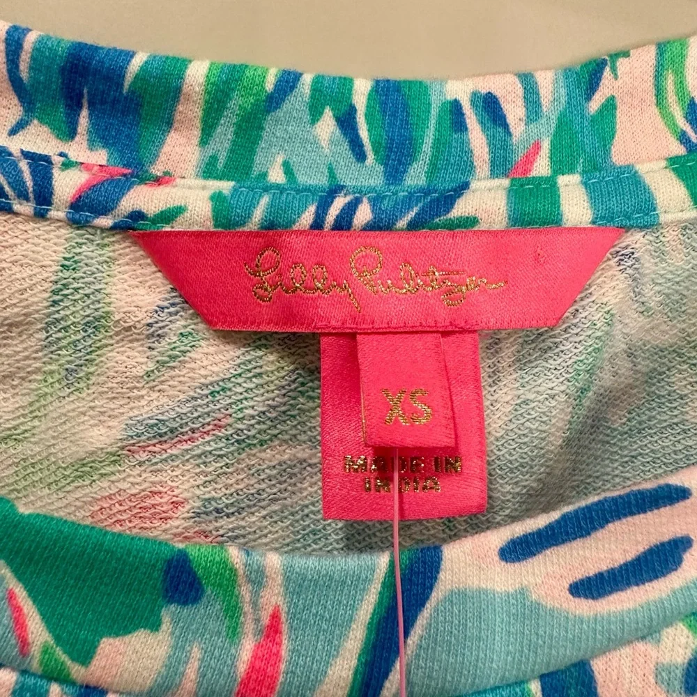 NWT Lily Pulitzer Jansen Sweatshirt Blue Ibiza Cabana Cocktail Size XS RARE - Picture 3 of 5